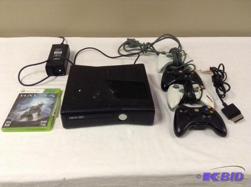 lot 120 image: XBox 360 Gaming System