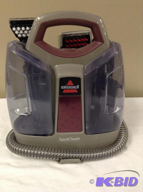 lot 121 image: Bissell Vacuum Cleaner Aspirateur