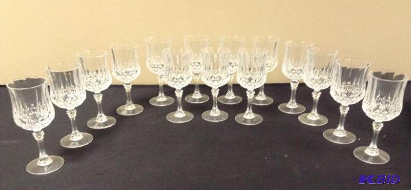 lot 15 image: Large Lot of Crystal Stemware