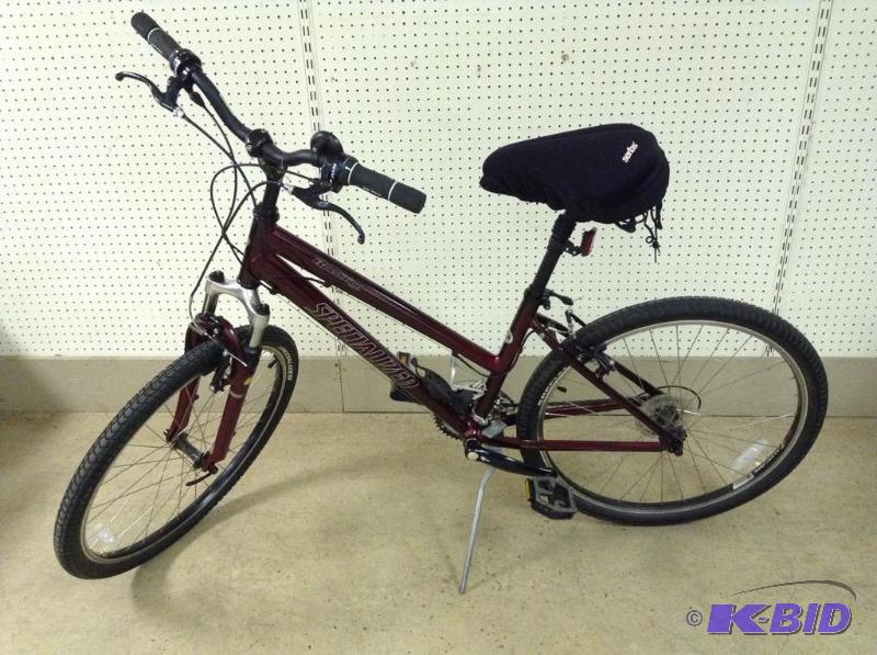 lot 4 image: Womens Specialized Expedition Edition Bicycle