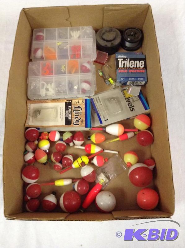 lot 54 image: Fishing Line, Bobbers & Hooks