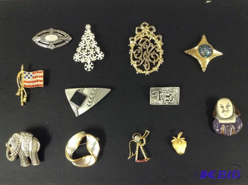 lot 71 image: Collection of Brooch Pins