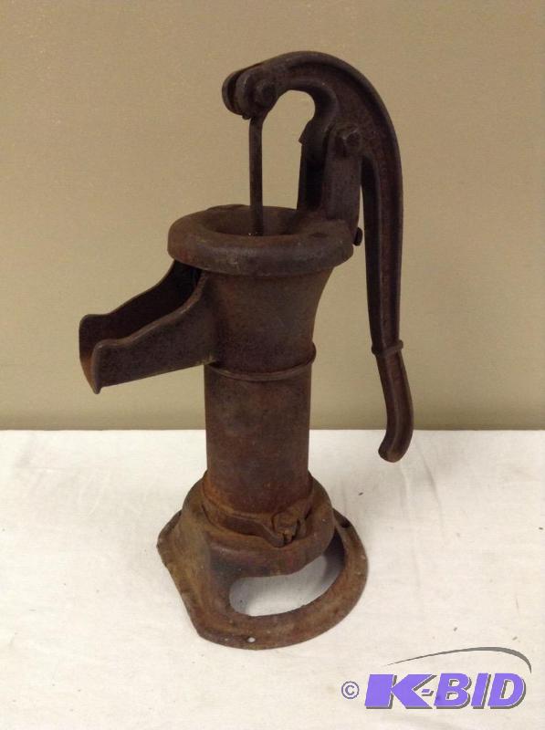 lot 93 image: Vintage Cistern Pump