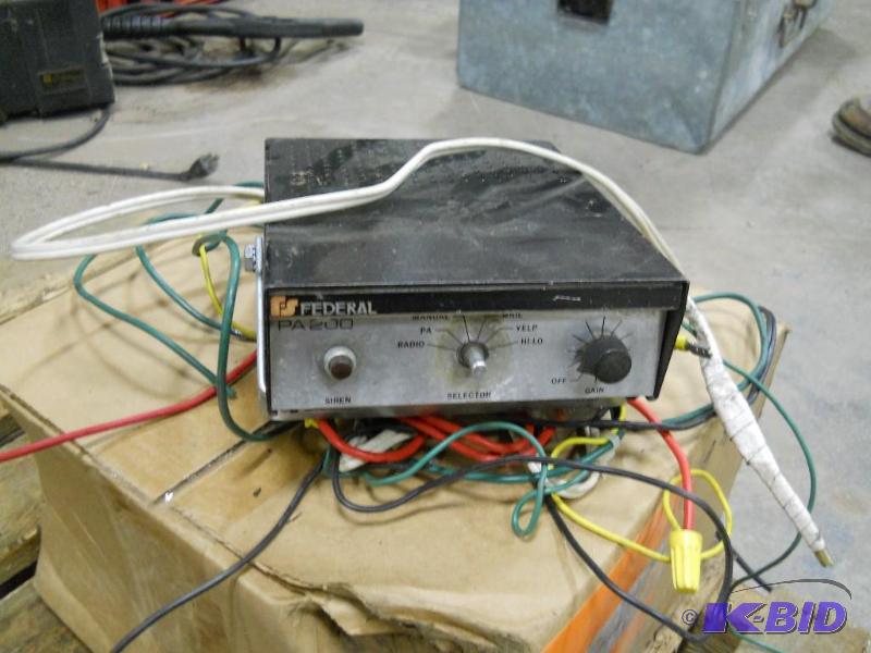 lot 14 image: Federal Signal Corp. PA200 Siren  PA. Police, Fire, Emergency