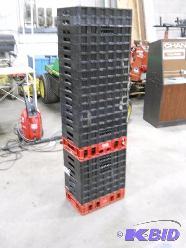 lot 46 image: Big Stack of Coca Cola Soda Carriers