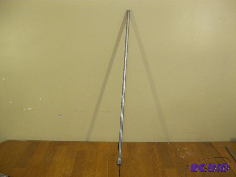 lot 217 image: Large Mac Tool Extension&nbspBar...