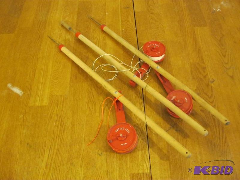 lot 224 image: Lot Of Ice Fishing Poles...