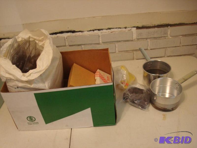 lot 276 image: Lot Of Candy Making Items...