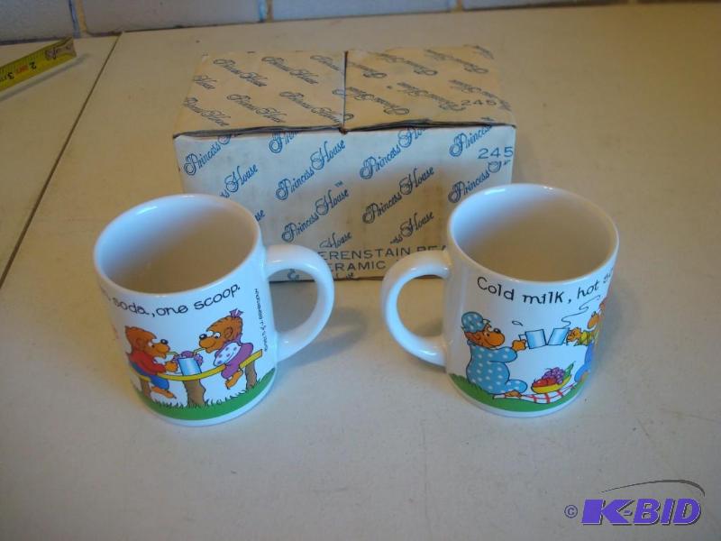lot 30 image: Vintage Princess House Berenstain&nbspBears ...