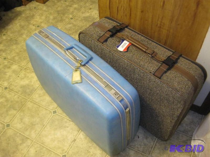 lot 311 image: Pair Of Suit Cases...