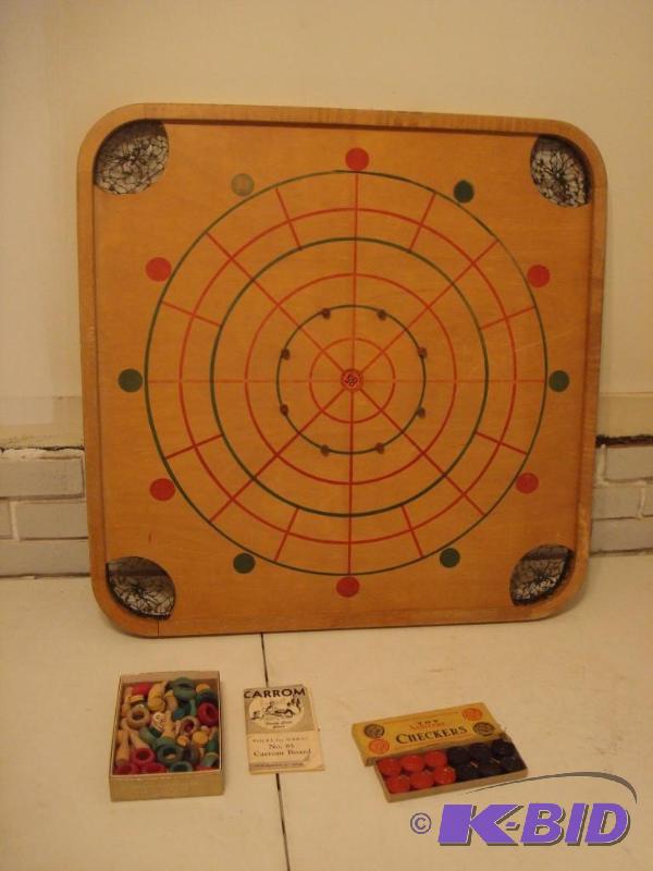 lot 32 image: Vintage Carrom Game Table With Pieces Clay Ch...