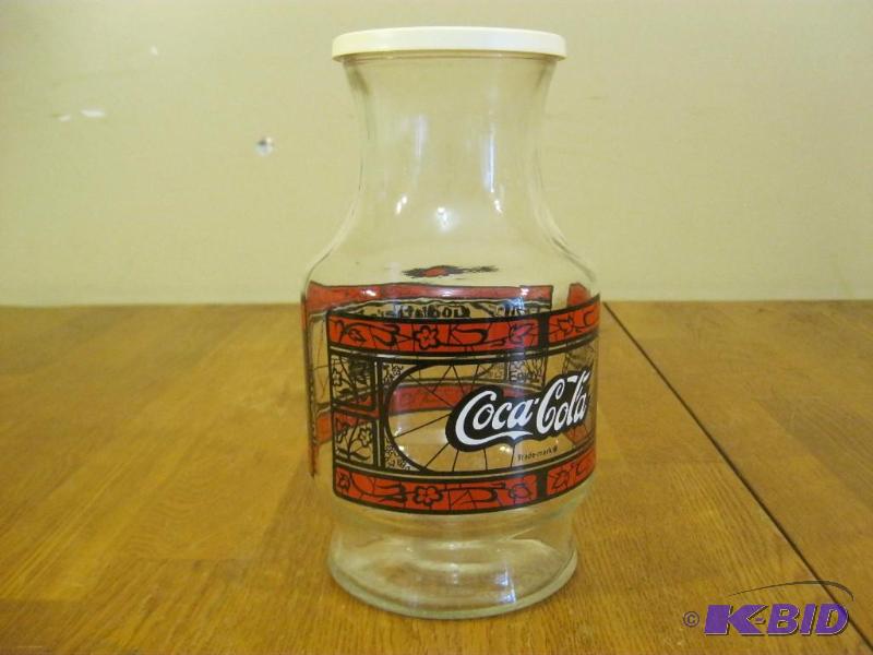 lot 41 image: Godfathers Pizza Coca Cola Carafe With Cover....