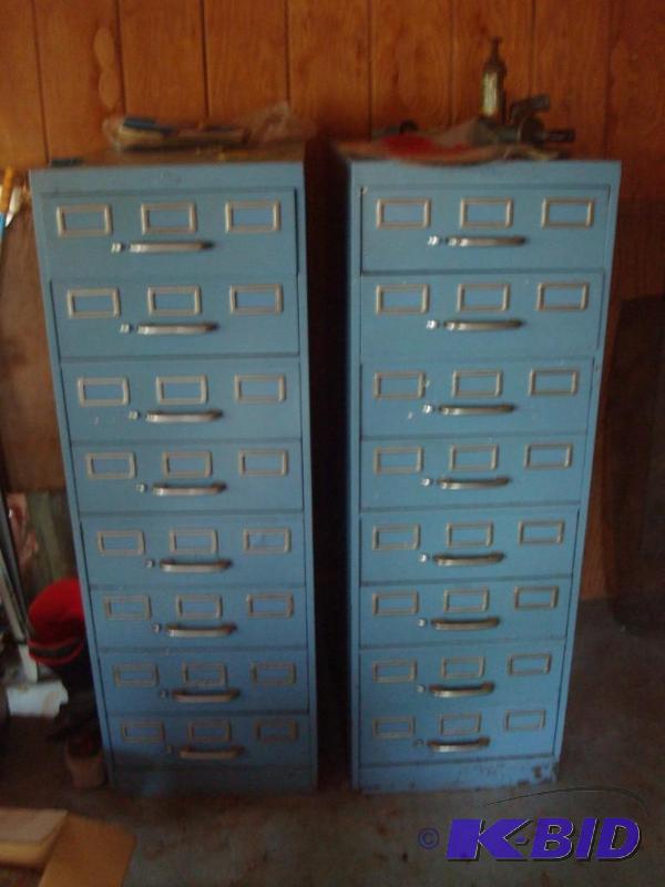 lot 69 image: Nice Heavy Duty Steel Garage Style Cabinets. ...