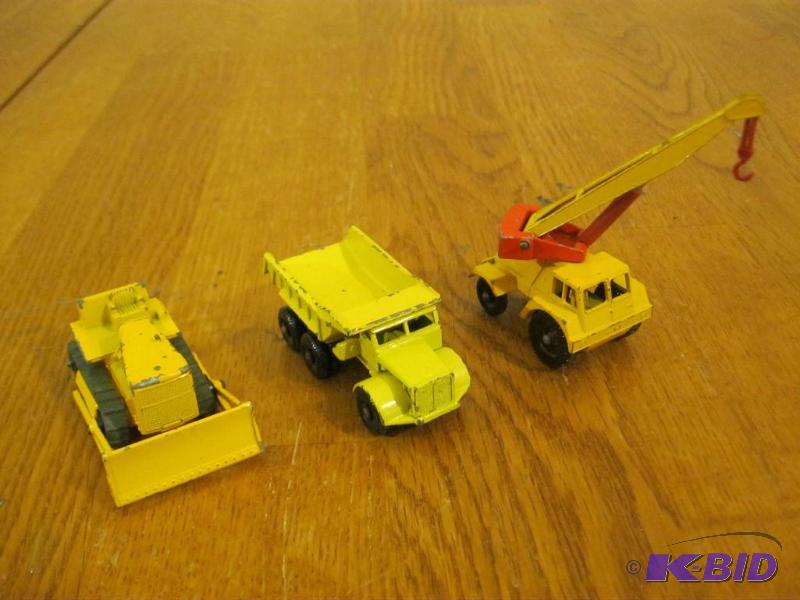 lot 9 image: Lot Of Vintage Lesney&nbspMatchbox Construct...