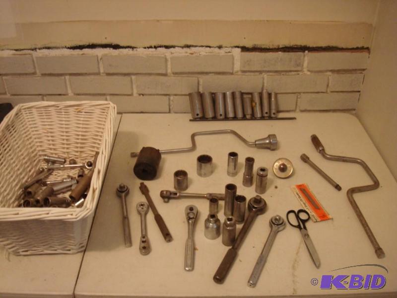 lot 98 image: Lot Of Sockets, Drives And Misc. Some Craftsm...