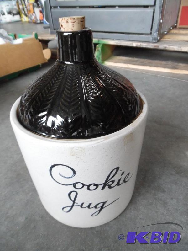 cookie jar