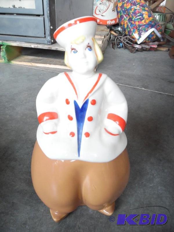 Cookie jar