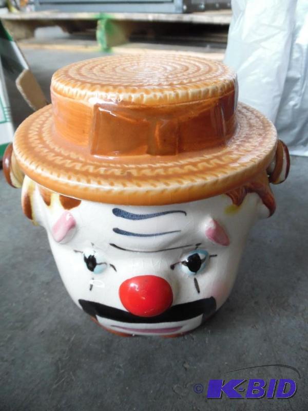 Cookie  jar