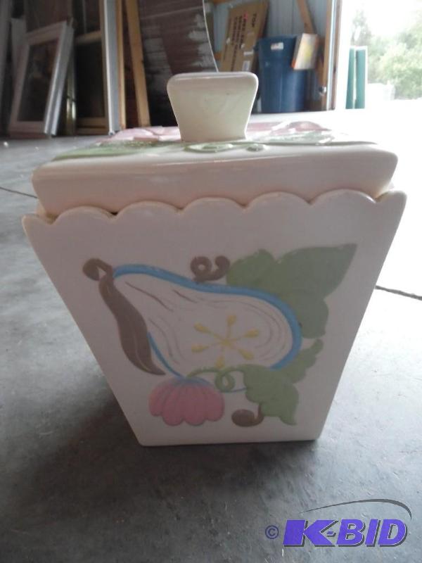 Cookie jar