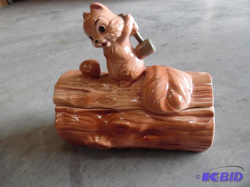 Cookie jar