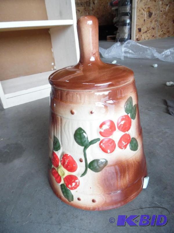 Cookie jar