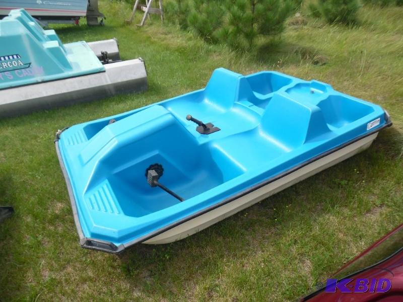paddle boat