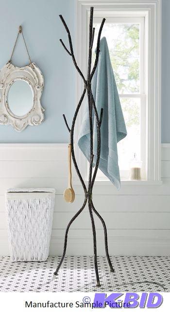 Tree Branch Coat Rack -&nbspAlmost too prett...