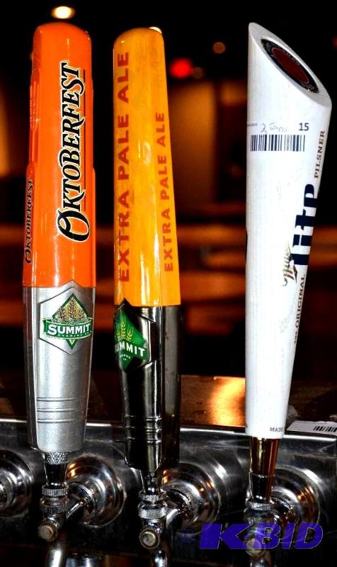 lot 15 image: 3 Beer Tap Handles Summit Oktoberfest, Summi...