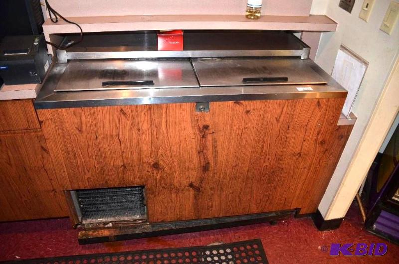 lot 181 image: Side-by-Side cooler with deep holding baskets...