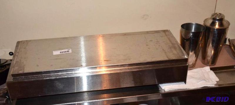 lot 187 image: Stainless steel container with cover, martini...