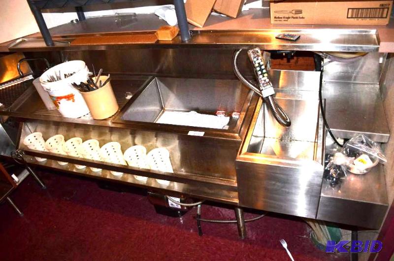 lot 189 image: Stainless steel bar sinks and counters 8 10&...
