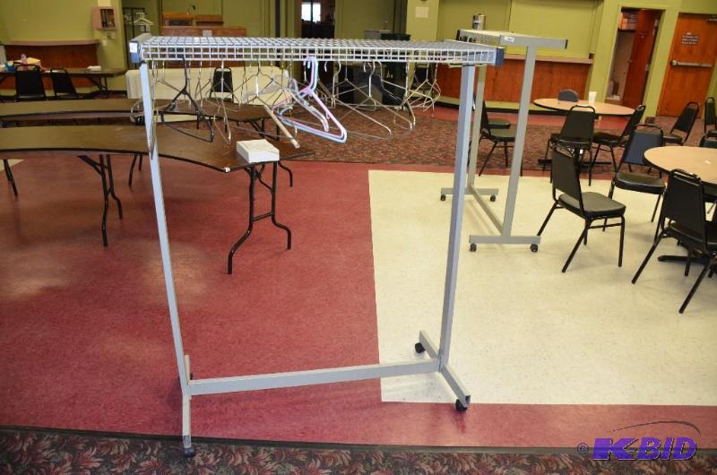 lot 224 image: Rolling Coat rack and hangers. 4 x 19 14&qu...