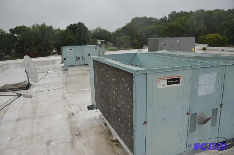 lot 25F image: Weathermaker combination heating and cooling ...