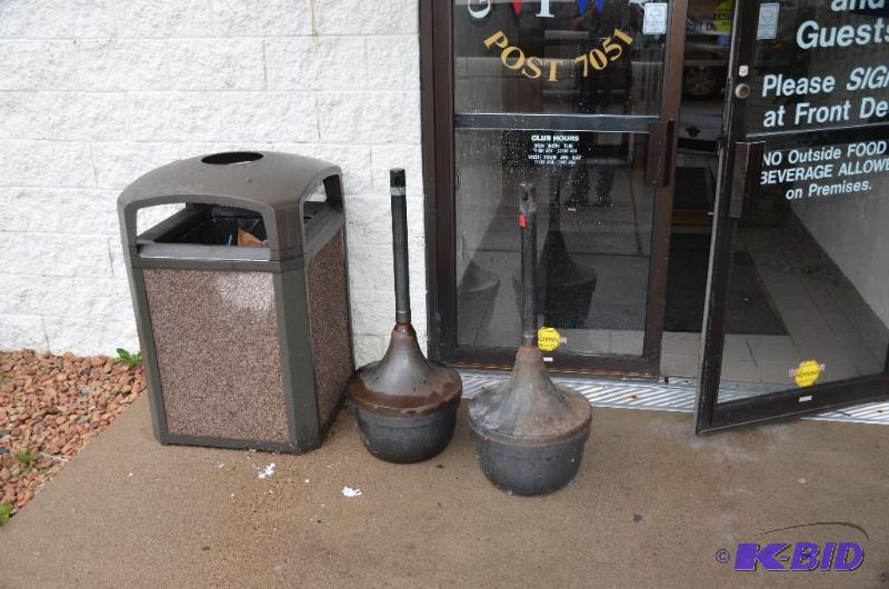 lot 316 image: Trash can and 2 Cigarette extinguisher...