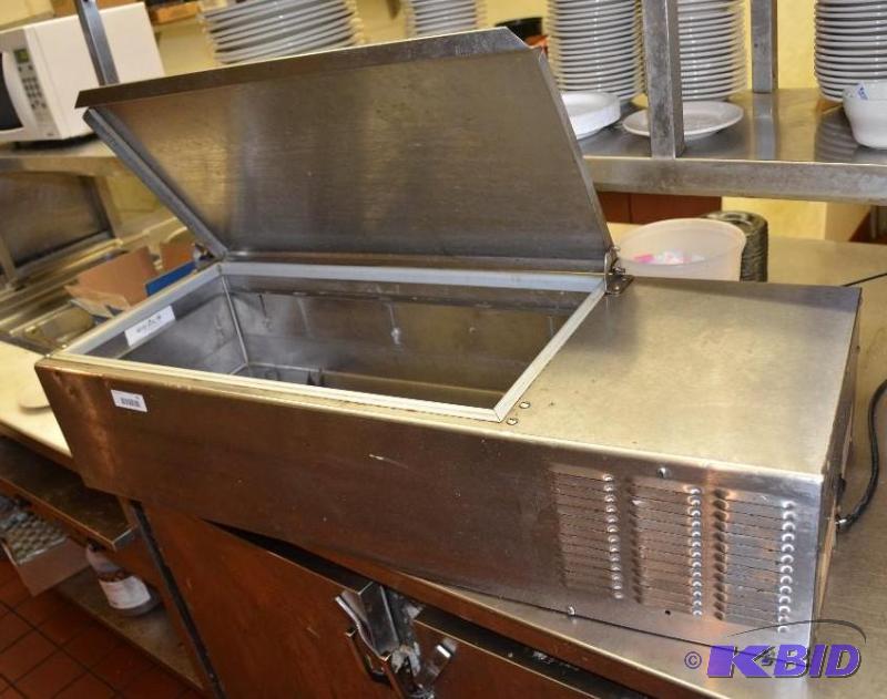 lot 42 image: Silver King Counter Top Prep Table, Refrigera...