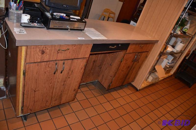 lot 58 image: Cabinet with lockable cash drawer 7 x 41 12...