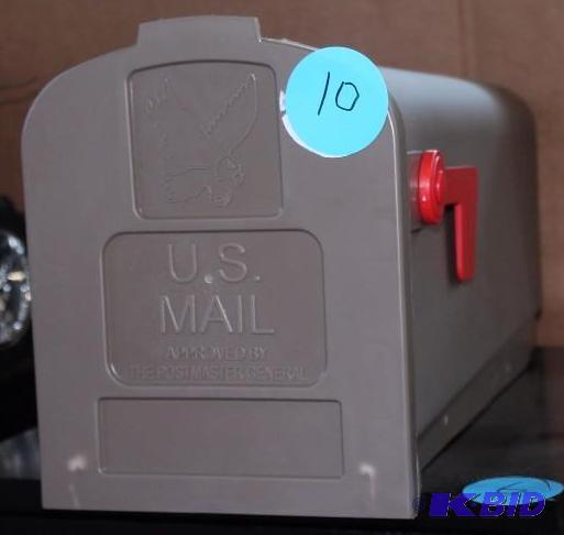 Sturdy Plastic Mailbox
