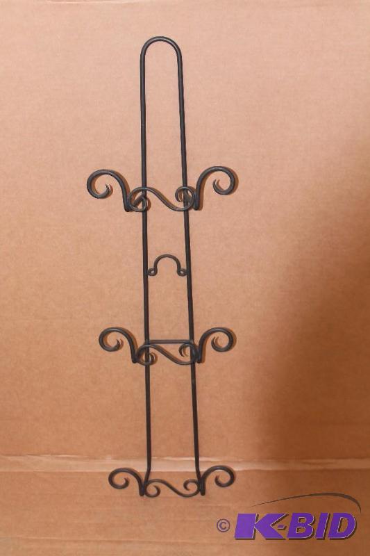Black Metal Decorative Wall Hanging with 3 shelves