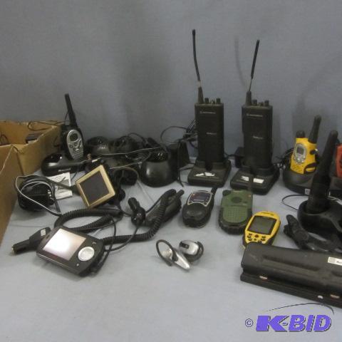 Walkie Talkies, Adapter Cords