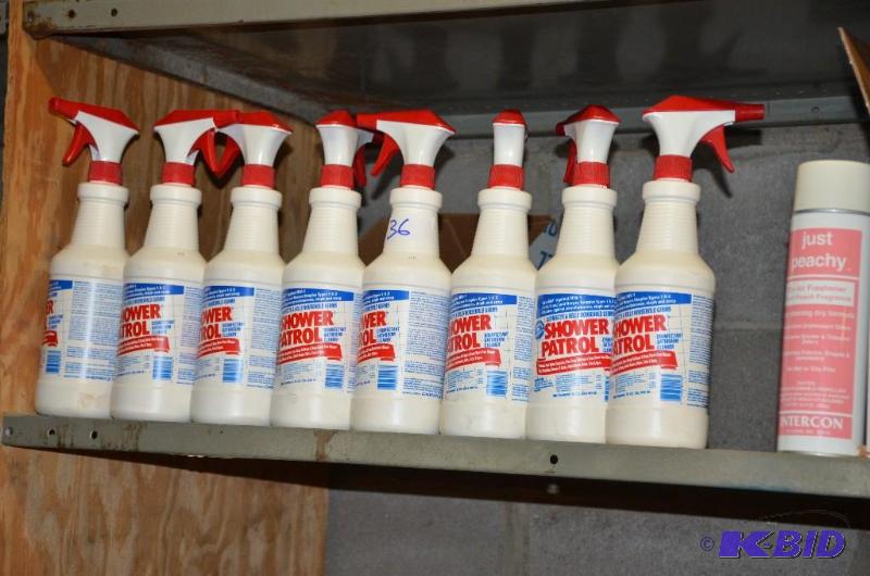 8 32 oz. Spray bottles of shower patrol disin...