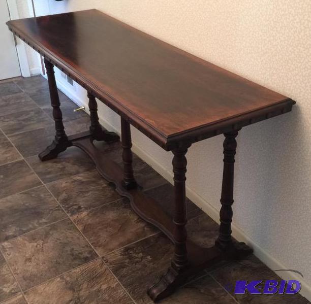 lot 1 image: Antique  Vintage Sofa Table