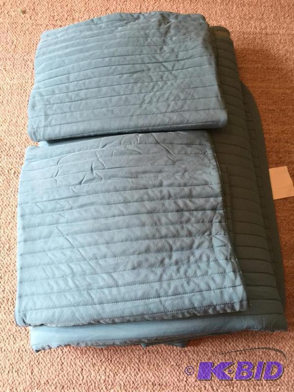 lot 100 image: Ikea Bed Linens