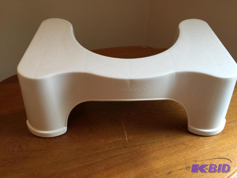 lot 116 image: New Squatty Potty