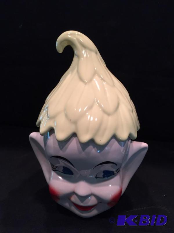 lot 135 image: Beautiful Pale Yellow Pixie Elf Cookie Jar