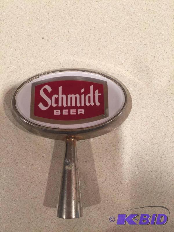 lot 178 image: Vintage Schmidt Tapper Handle