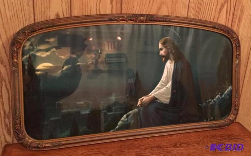 lot 198 image: Vintage Christ the Savior Print in Beautiful Frame