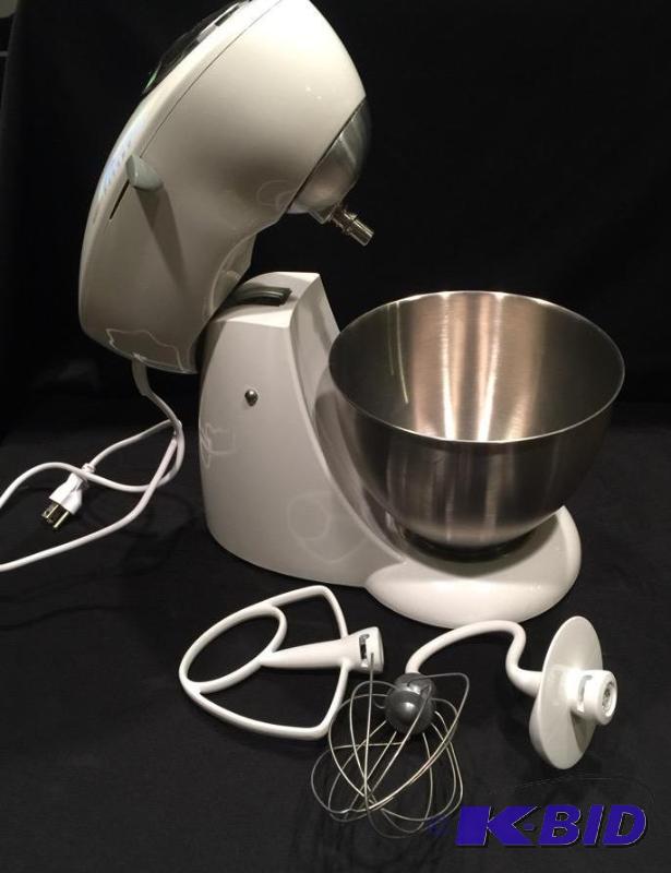 lot 201 image: GE 350 Watt Standing Mixer with attachments