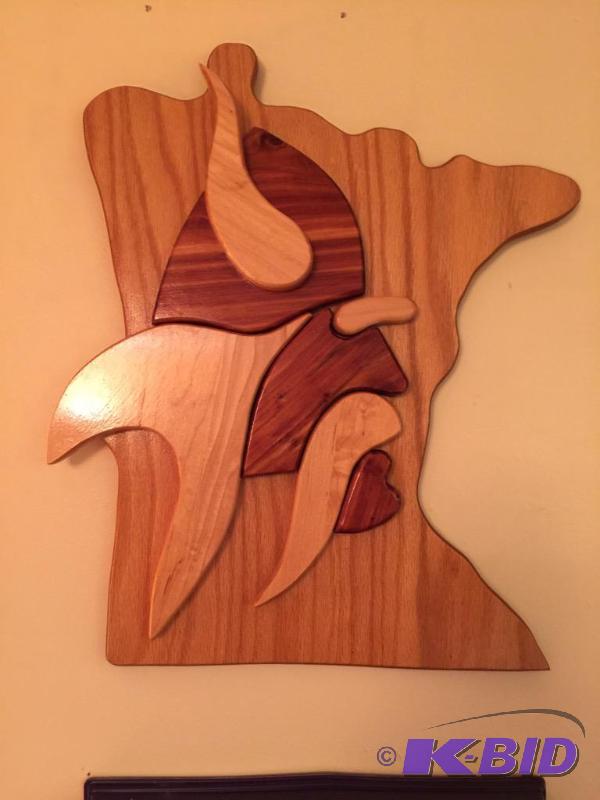 lot 42 image: Vikings Wall  Decor