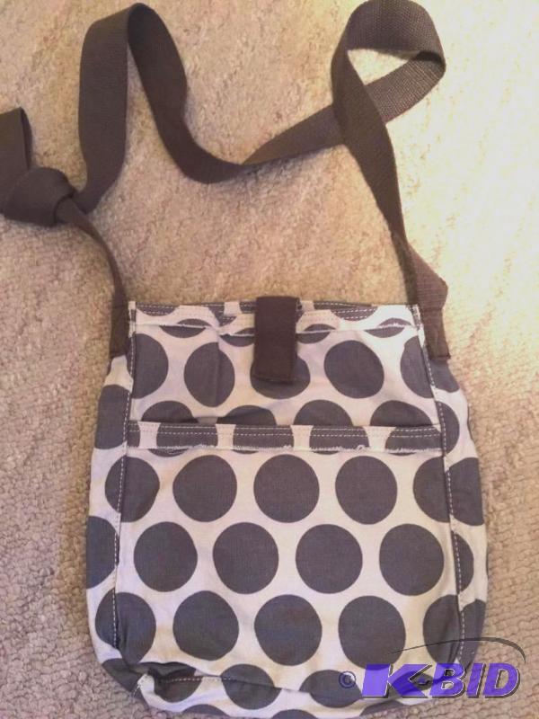 lot 80 image: New Retro Metro Cross Body Bag in Grey Mod