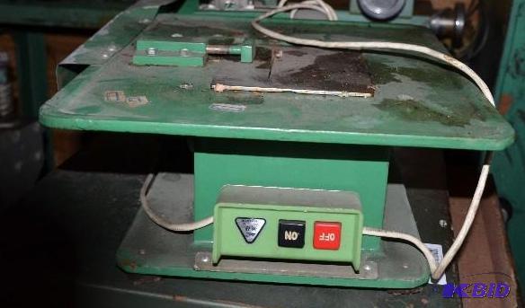 lot 33 image: Jewelry&nbspTable saw.   We dont know ...